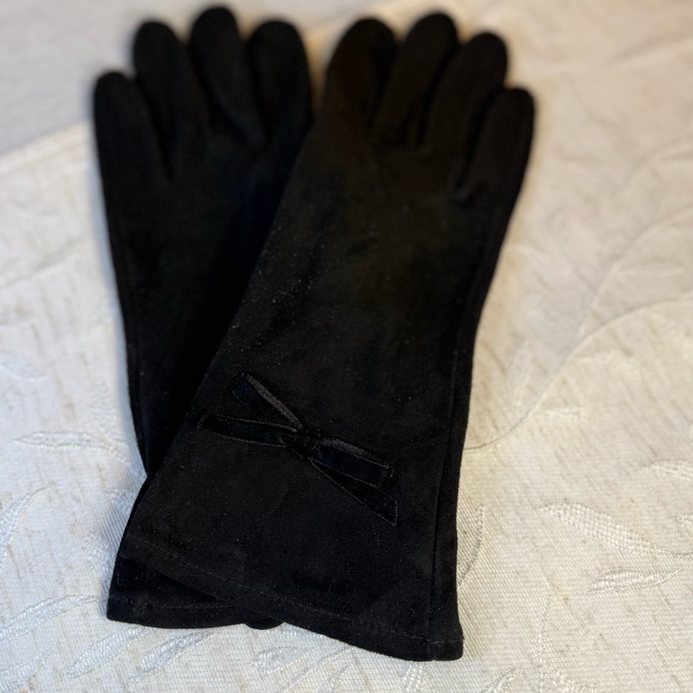 The J Peterman Company Ladies Gloves With Bow Black Size L